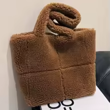 Winter Woman Fur Bag